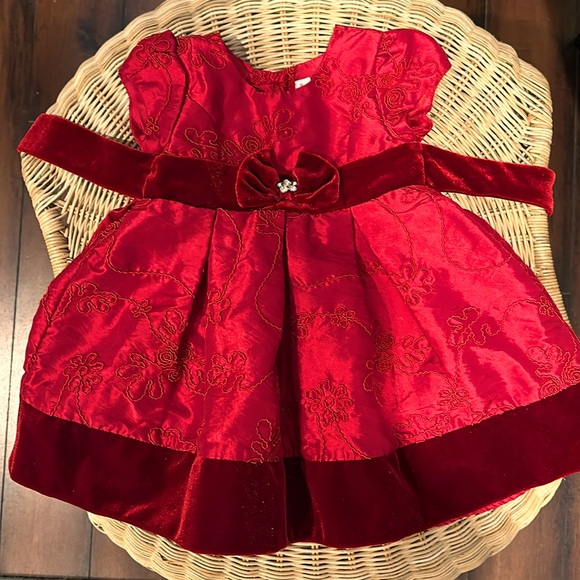 Sweet Heart Rose Ruby Baby girl Dress size NB-12M - Picture 1 of 4